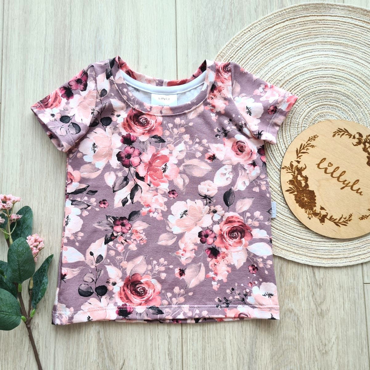 Basic T-Shirt - 74 / 80